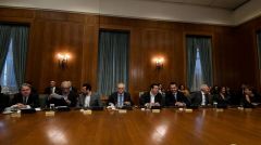 ΑΛΕΞΗΣ ΤΣΙΠΡΑΣ: Καλωσόρισε στελέχη του ΠΑΣΟΚ και της «λαϊκής κεντροδεξιάς» στον «προοδευτικό πόλο»