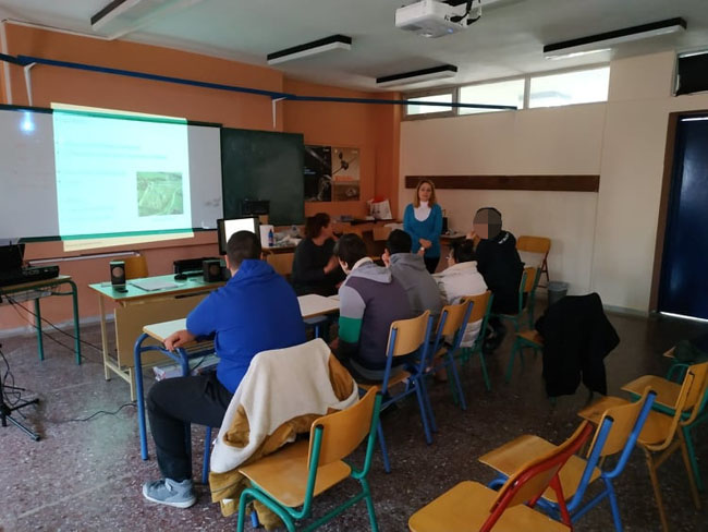 Επίσκεψη Μουσειοπαιδαγωγού στο Ενιαίο Ειδικό Επαγγελματικό Γυμνάσιο,  Λύκειο Βέροιας