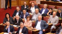 ΚΟΙΝΟΒΟΥΛΕΥΤΙΚΗ ΟΜΑΔΑ ΤΟΥ ΚΚΕ: Τροπολογίες για διαγραφή χρεών προς δήμους και μη συμψηφισμό επιδομάτων με την προσωπική διαφορά