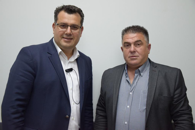 O Θωμάς Χατζόπουλος με τον Κώστα Ναλμπάντη