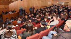 ΣΥΝΕΝΤΕΥΞΗ ΤΥΠΟΥ ΟΜΟΣΠΟΝΔΙΩΝ ΚΑΙ ΕΡΓΑΤΙΚΩΝ ΚΕΝΤΡΩΝ: Καμία ανοχή στη συνδικαλιστική μαφία!