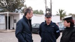 Με το δόγμα «νόμος και τάξη» βολεύονται και οι δύο...