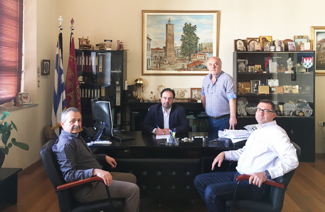 Ξεκινά η διαπλάτυνση της Πιερίων :Υπογράφτηκε η σχετική σύμβαση από το Δήμαρχο Βέροιας  