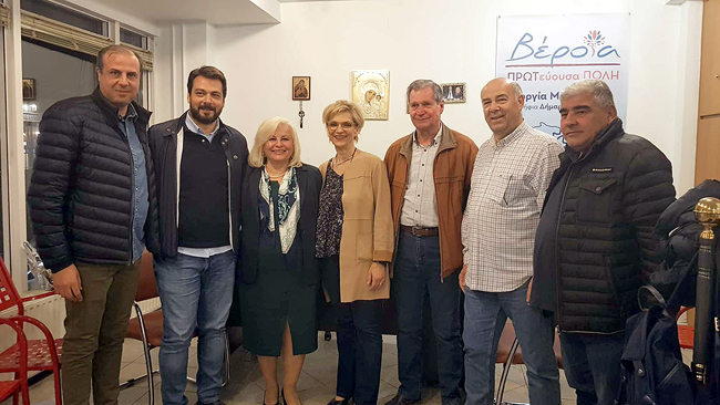 Το εκλογικό κέντρο της Γεωργίας Μπατσαρά επισκέφθηκε η Υποψήφια Ευρωβουλευτής Μαίρη Τριανταφυλλοπούλου