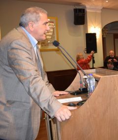 Σκληρή κριτική…