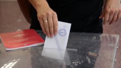 Ανοιχτά και σήμερα τα γραφεία Ταυτοτήτων και Διαβατηρίων