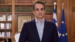 Με μοναδικό μέτρο την «αυτοδιάγνωση» το άνοιγμα της εστίασης, των σχολείων και του τουρισμού