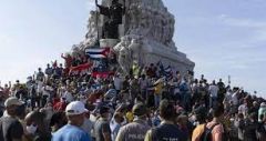 Η Κούβα θα νικήσει! Αλληλεγγύη στο λαό της χώρας και στην Κουβανική Επανάσταση