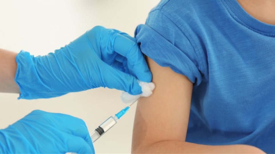 Εμβολιασμοί για άνω των 60: Λήγει αύριο η προθεσμία . Το 90% έχει εμβολιαστεί ή έχει κλείσει ραντεβού