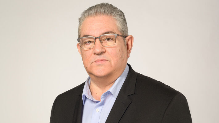 ΔΗΜΗΤΡΗΣ ΚΟΥΤΣΟΥΜΠΑΣ: Κάθε άνθρωπος με όποια “ταυτότητα φύλου” να έχει όλες τις προϋποθέσεις εργασίας και ασφάλισης