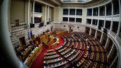 Στη Βουλή το νομοθετικό έγκλημα που επιταχύνει την εμπορευματοποίηση του νερού