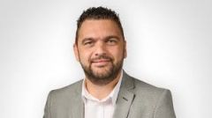 Τηλεφωνική συνέντευξη με τον Κώστα Ιντζέ, υποψήφιο ευρωβουλευτής του ΚΚΕ