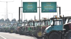 ΣΥΜΠΑΡΑΣΤΑΣΗ ΤΟΥ ΕΡΓΑΤΟΫΠΑΛΛΗΛΙΚΟΥ ΚΕΝΤΡΟΥ ΒΕΡΟΙΑΣ  ΣΤΑ ΔΙΚΑΙΑ ΑΙΤΗΜΑΤΑ ΤΩΝ ΑΓΡΟΤΩΝ & ΤΩΝ ΚΤΗΝΟΤΡΟΦΩΝ