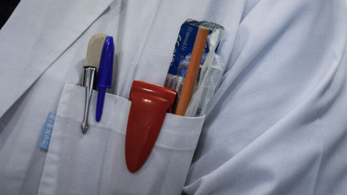 Απαράδεκτη τροπολογία του υπουργείου Υγείας: Ενεργοποιείται ο «κόφτης» της πρόσβασης στο δημόσιο σύστημα Υγείας