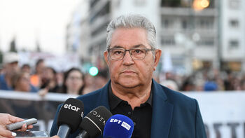 Δ. Κουτσούμπας για τις άρσεις ασυλίας: Βλέπουμε ξανά τους δύο κόσμους, από τη μια το φαγοπότι του ΟΠΕΚΕΠΕ και από την άλλη ο λαός που μένει χωρίς εισόδημα