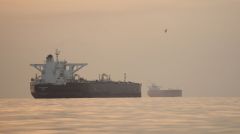 Ιμπεριαλιστικός πόλεμος στη Μ. Ανατολή: Σκληρή σύγκρουση για τον έλεγχο των Στενών του Ορμούζ