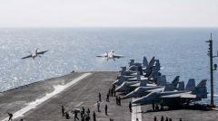 Σε πλήρη εξέλιξη η νέα φάση πολεμικής κλιμάκωσης, με επίκεντρο τη σφοδρή αντιπαράθεση για τα Στενά του Ορμούζ