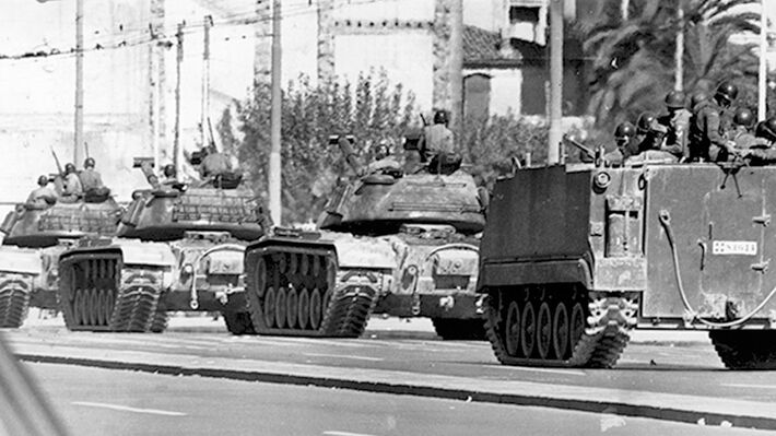 Γραφείο Τύπου της ΚΕ του ΚΚΕ: Ανακοίνωση για τα 52 χρόνια από την πτώση της χούντας και την επαναφορά της αστικής κοινοβουλευτικής δημοκρατίας