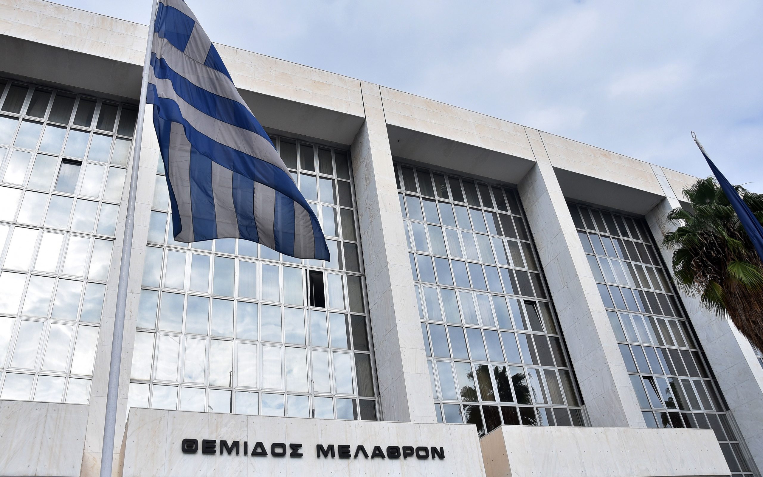 Σκάνδαλο υποκλοπών: Αντιπαράθεση για την προκλητική απόφαση του Αρείου Πάγου