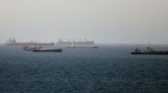 Αλλεπάλληλα τα «μπρος  πίσω» των ΗΠΑ. Ο Τραμπ ανήγγειλε νέες διαπραγματεύσεις με το Ιράν από σήμερα