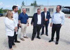 Επίσκεψη Υφυπουργού Εσωτερικών στο ανακαινισμένο ΚΕΠ Δήμου Βέροιας και στον χώρο του Κλειστού Γυμναστηρίου στην είσοδο της πόλης