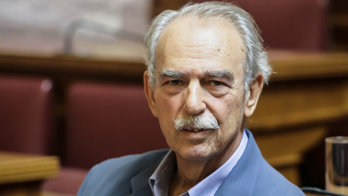 Στις 5.30 μ.μ. στο προαύλιο του ΣΦΕΑ η τελετή αποχαιρετισμού του συντρόφου Σπύρου Χαλβατζή