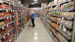 Η ακρίβεια σαρώνει το λαϊκό εισόδημα: Η άλλη όψη της εμπλοκής και των κερδών, το άλμα ακρίβειας και φοροληστείας