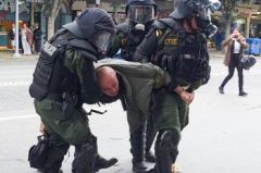 ΚΥΒΕΡΝΗΣΗ: Καλύπτει την καταστολή, χαϊδεύει τους φασίστες που αξιοποιεί για «πάσα χρήση»