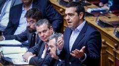 ΑΛΕΞΗΣ ΤΣΙΠΡΑΣ: Δεν κινδυνεύει το «ματωμένο» πλεόνασμα από την καταβολή μέρους των αναδρομικών