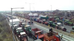 ΠΑΝΕΛΛΑΔΙΚΗ ΕΠΙΤΡΟΠΗ ΤΩΝ ΜΠΛΟΚΩΝ: Περήφανοι για τον δίκαιο αγώνα μας, συνεχίζουμε την πάλη με διάφορες μορφές